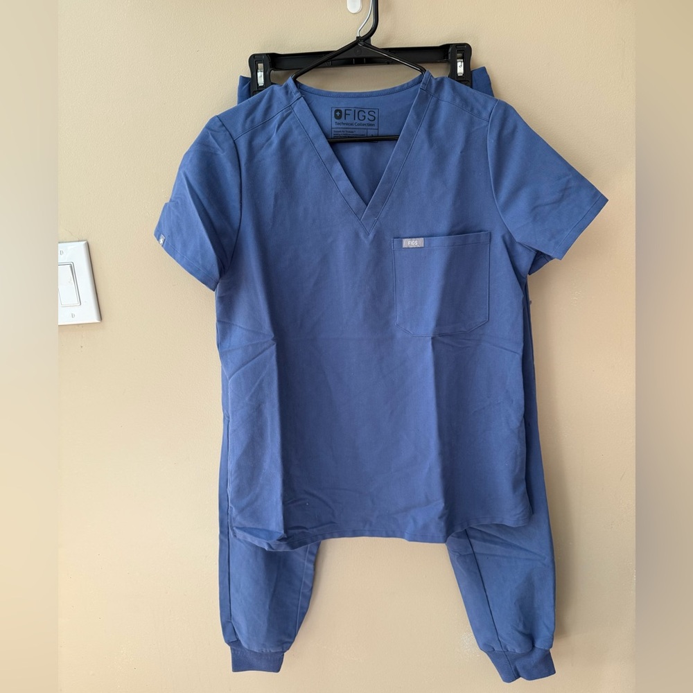 Figs Scrubs (BIG SKY, RARE color)